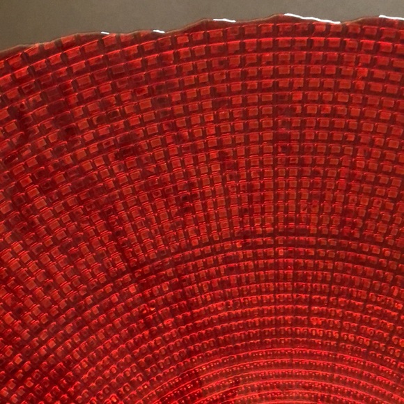 ‼️GONE ‼️ …Decorative Red Centre Piece Bowl, EUC. - Picture 3 of 9